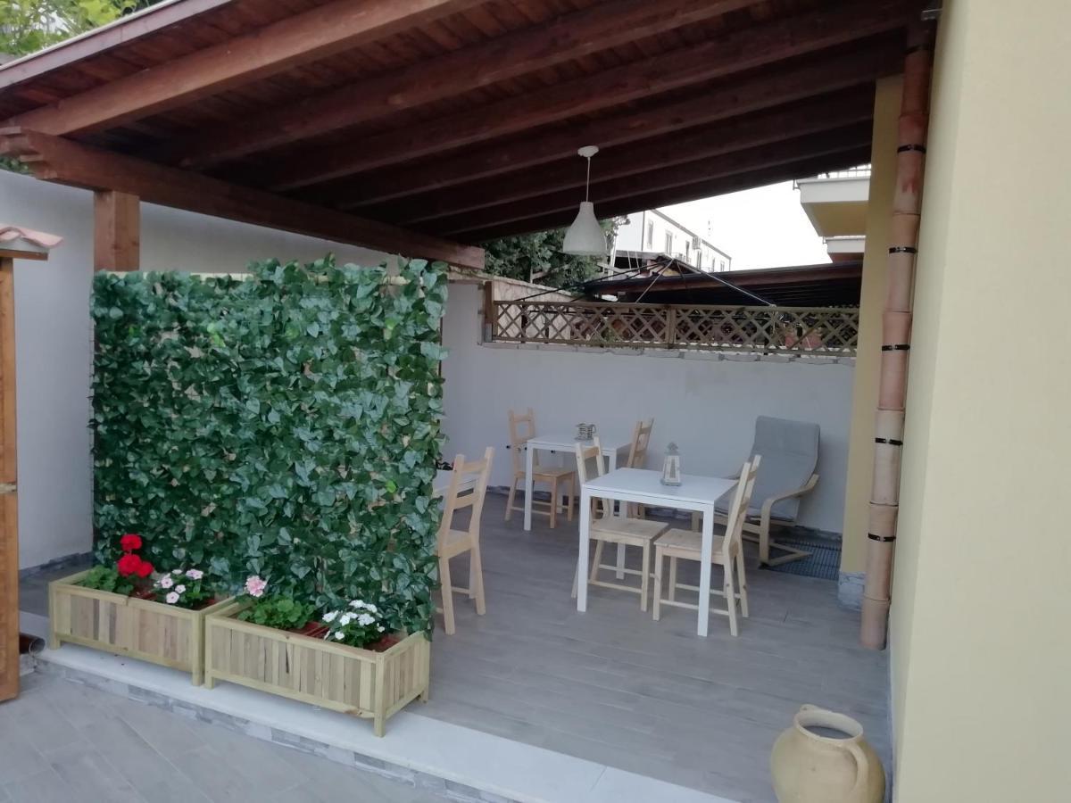 Dove Sorge Il Sole Acomodação com café da manhã Custonaci Exterior foto